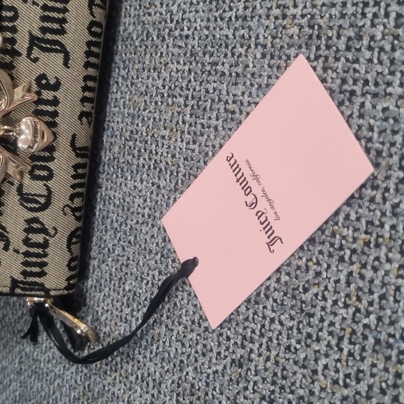 JUICY COUTURE Darling Medium Double Zip Around Wallet - Picture 16 of 16